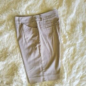 JONES NEW YORK Sport Stretch Striped Bermuda Shorts ~ Tan & White ~ Size 4